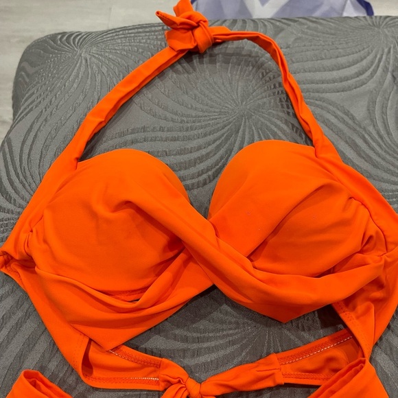 Orange bikini never worn size medium - Picture 2 of 6